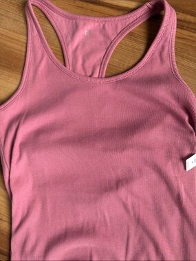 NWT Gap Racerback Tank-M